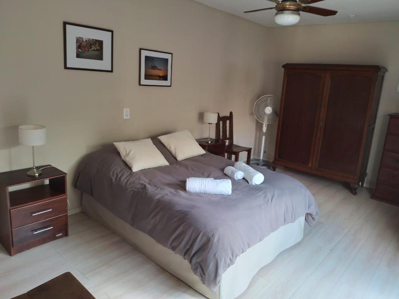 Espectacular Casa Centro Laguna Parejas Holiday home Chascomus